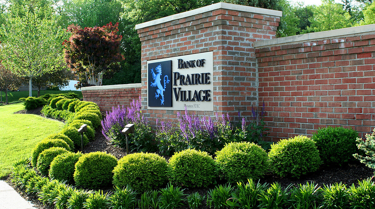Exterior of Bank of Prairie Village headquarters in Prairie Village, Kansas. Landscape architecture by NSPJ Architects.