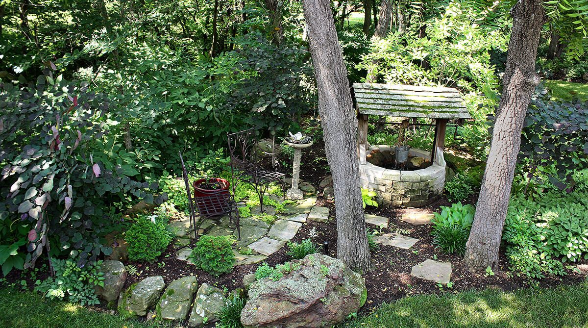 Sitting Area in Secret Garden in Overland Park, Kansas Designed by NSPJ Architects