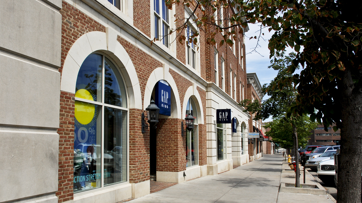 Lawrence Kansas Retail on Massachusetts Street