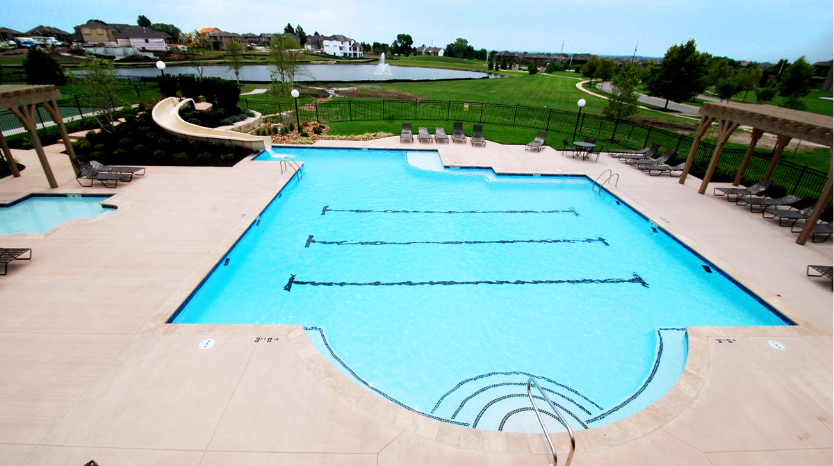 Pool and Grounds at Wilshire by the Lake in Overland Park, Kansas Designed by NSPJ Architects