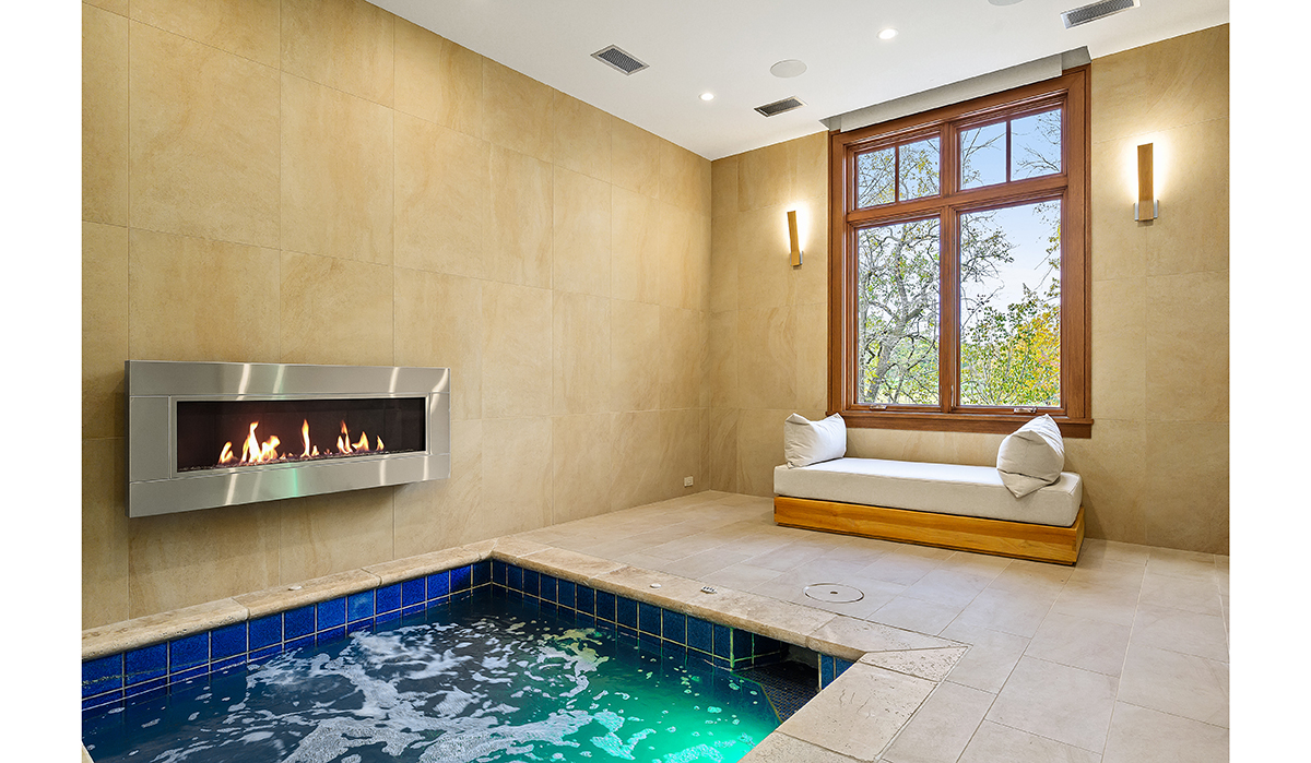 Prairie-Style Contemporary indoor spa and hot tub