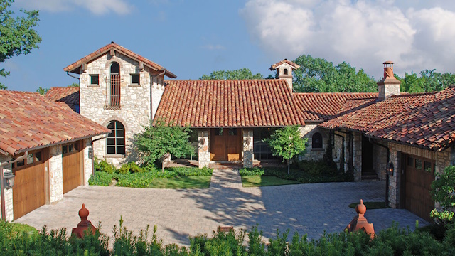 italian farmhouse