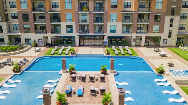 outdoor pool at Royale at CityPlace