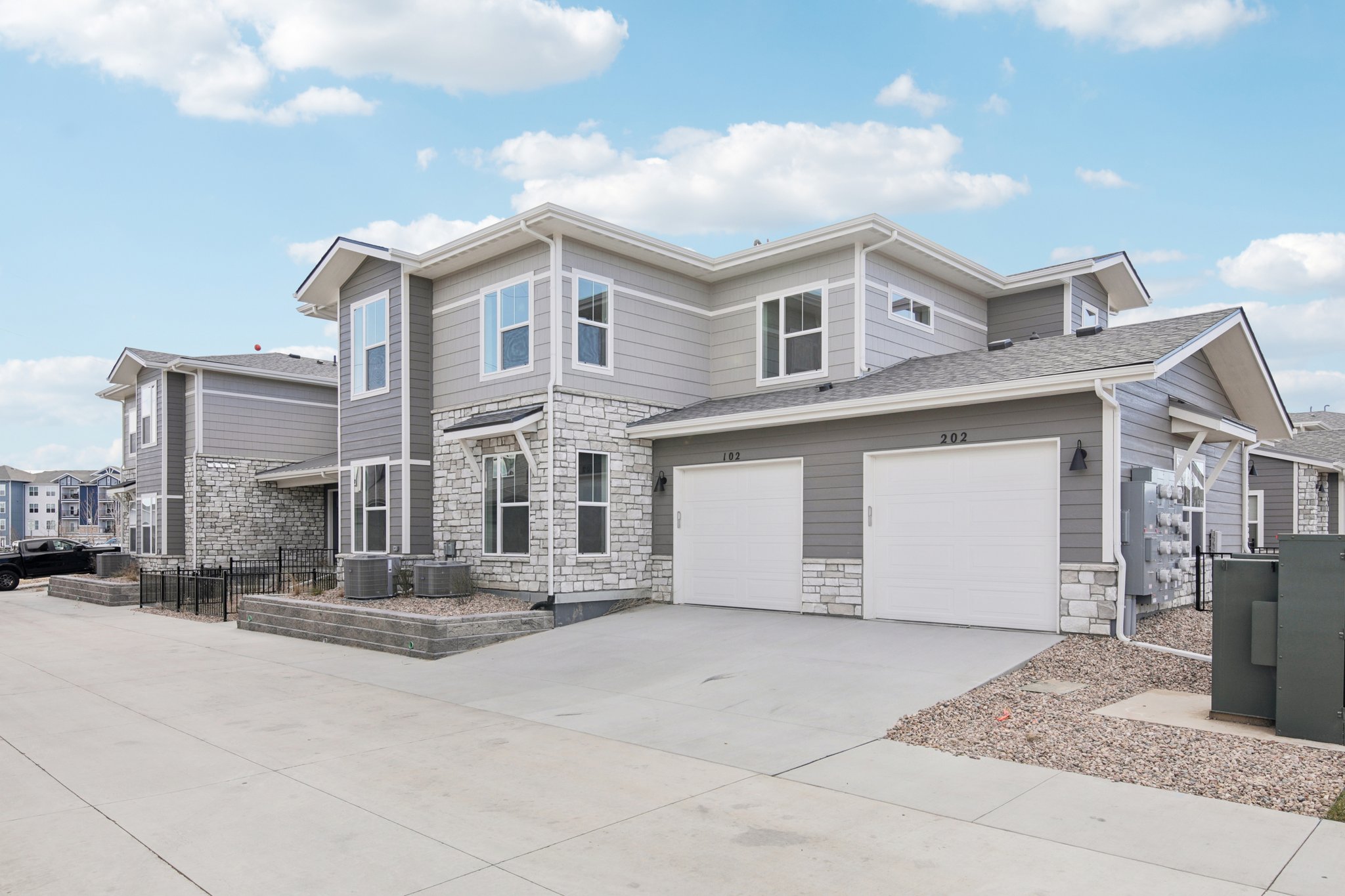 8-web-or-mls-High Point Drive #104-S2312-008